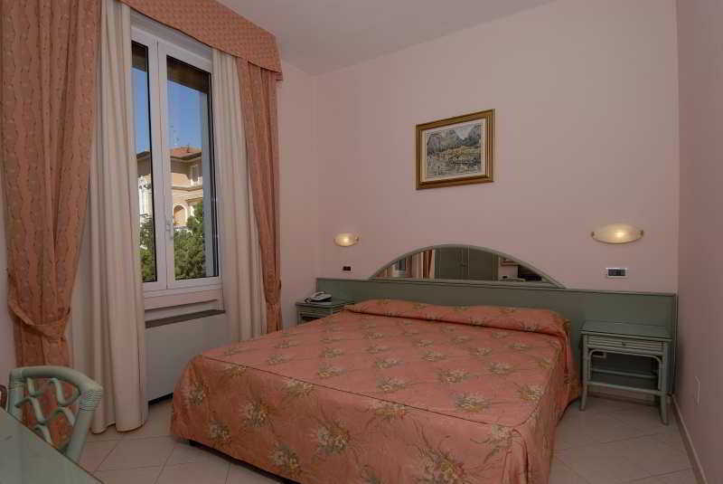 Hotel Delle Rose Сан Бартоломео ал Маре Екстериор снимка